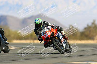 media/Jan-09-2022-SoCal Trackdays (Sun) [[2b1fec8404]]/Turn 14 (10am)/